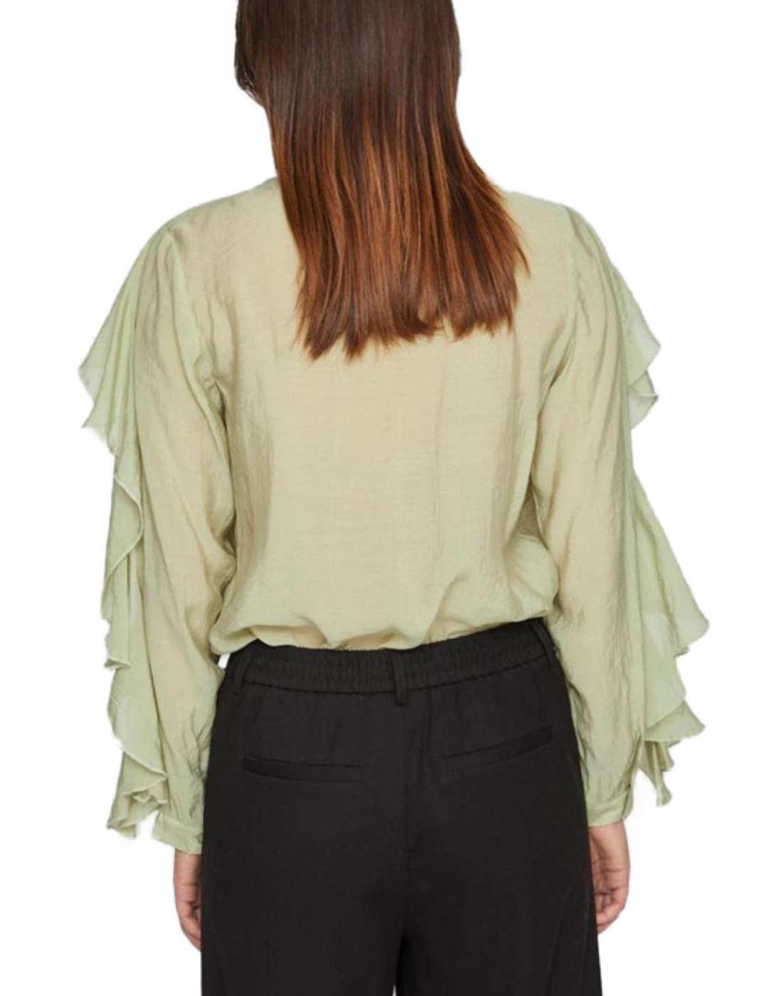 Blusa Vila Nabia verde volantes cuello pico para mujer