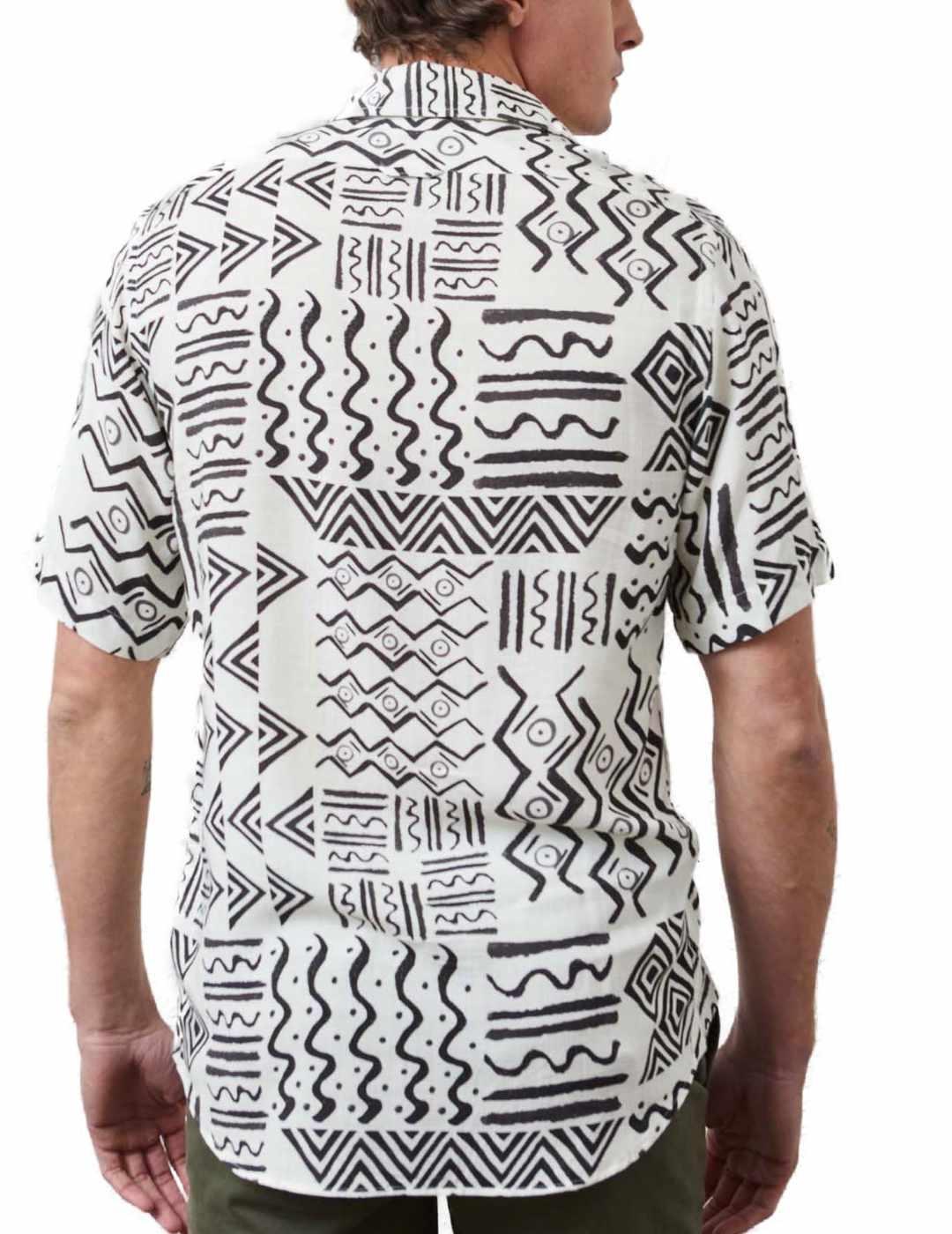 Camisa Altonadock estampado étnico manga corta de hombre