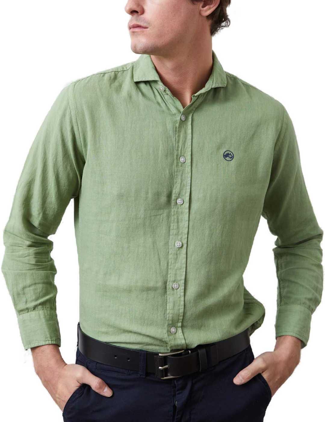 Camisa Altonadock de lino verde manga larga para hombre