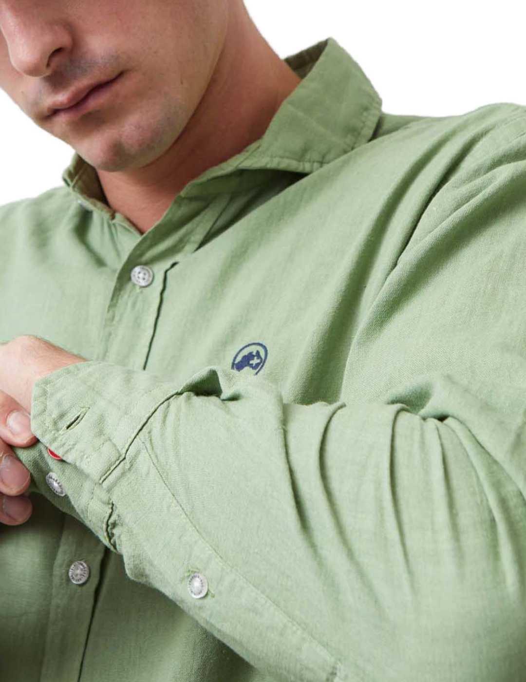 Camisa Altonadock de lino verde manga larga para hombre