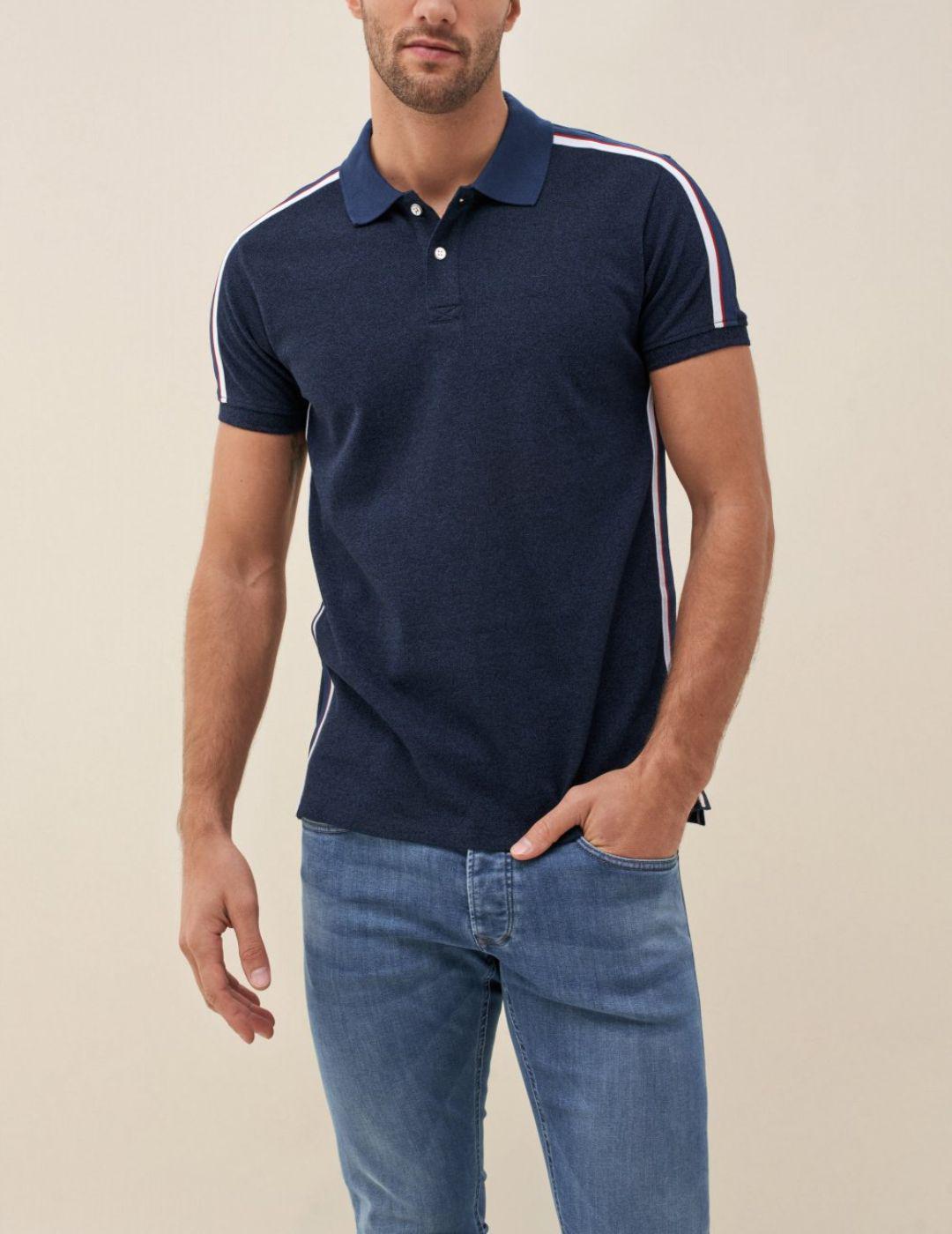 POLO FIT REGULAR CON RAYA LATERAL-W