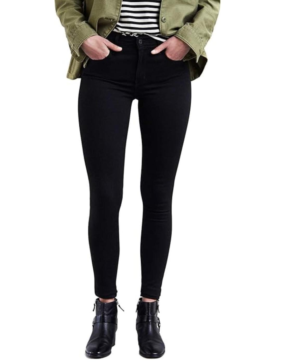  Pantalón Levi´s 720 negro Super Skinny talle alto de mujer