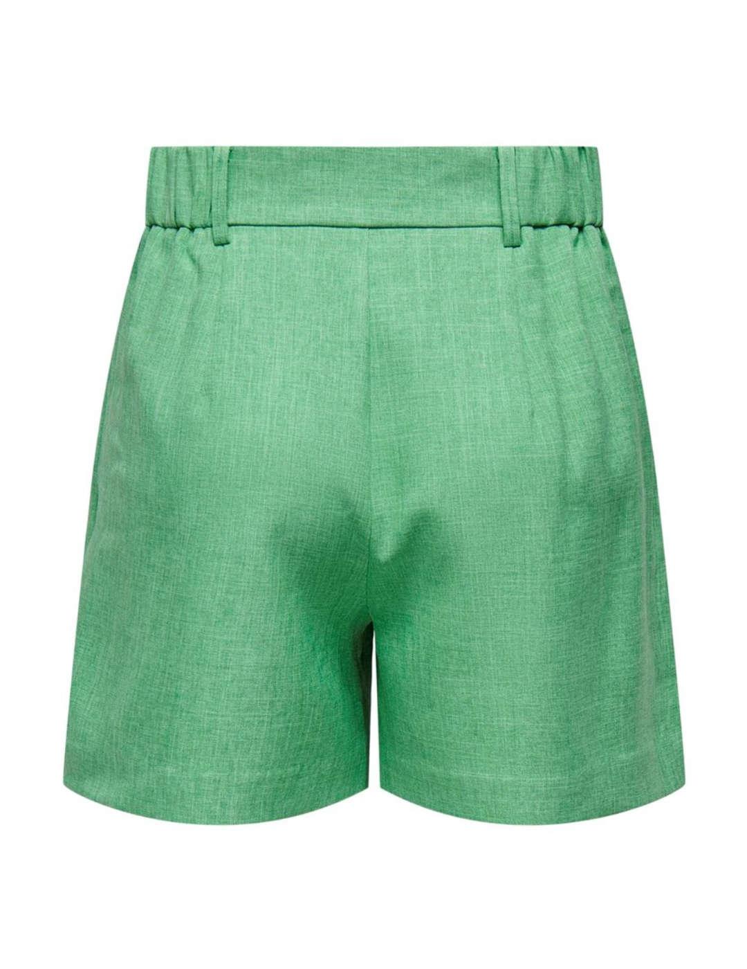 Shorts corto Only de pinzas color verde para mujer