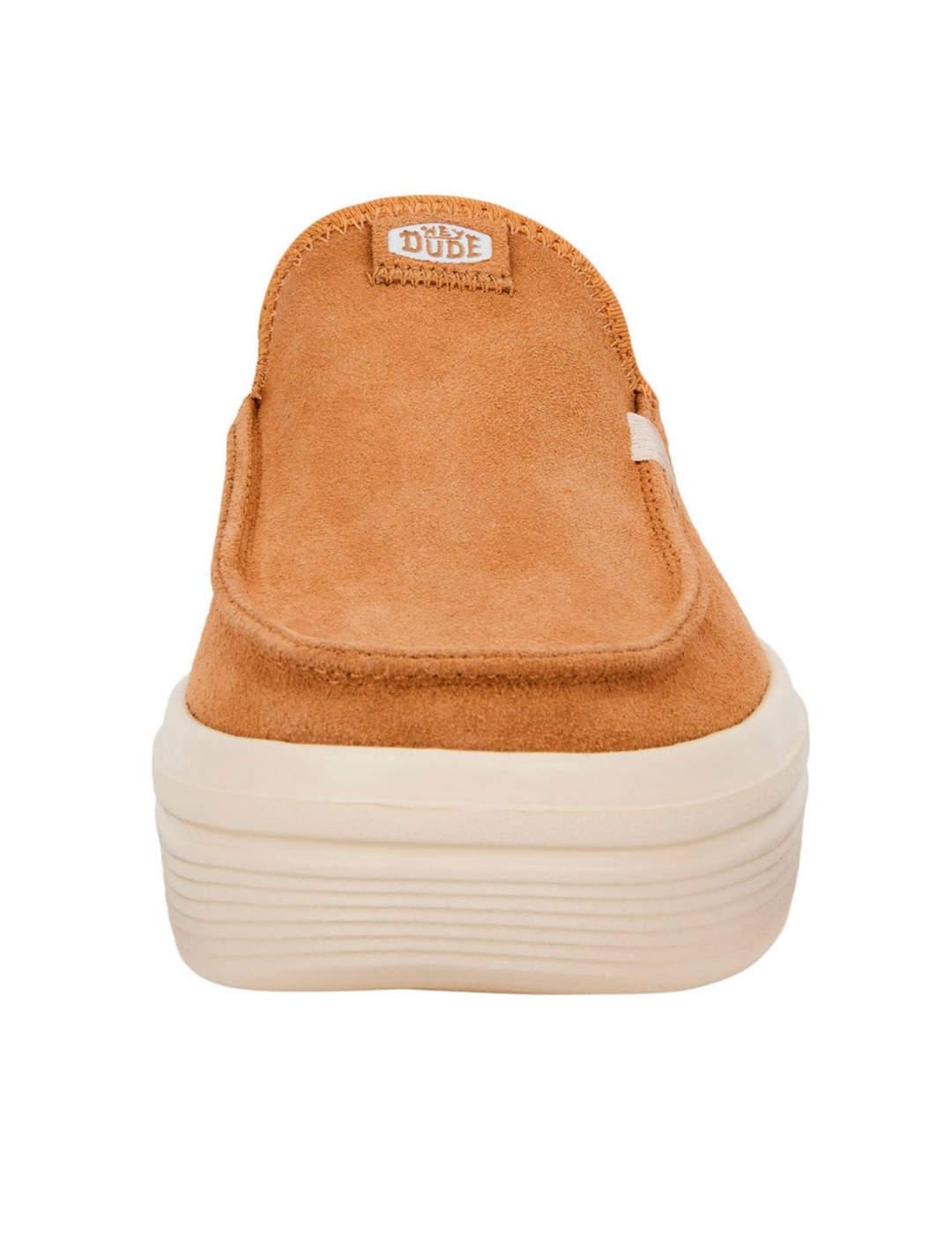 Zueco HeyDude Wally camel con plataforma para mujer