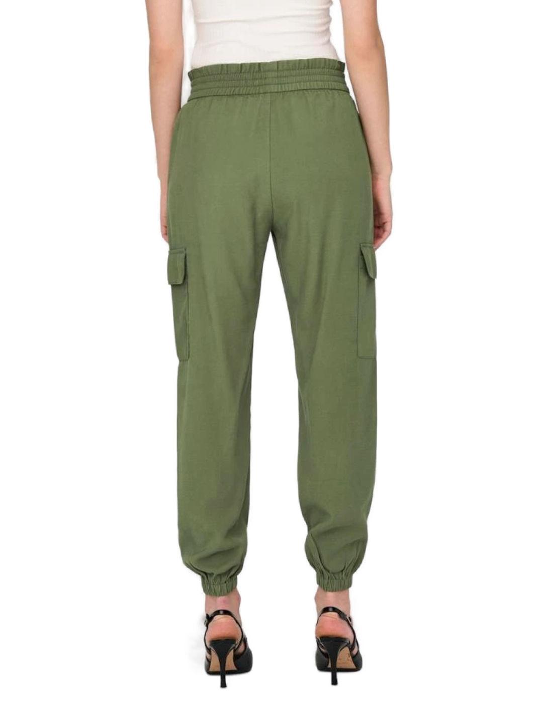 Pantalón Only Aris cargo verde para mujer