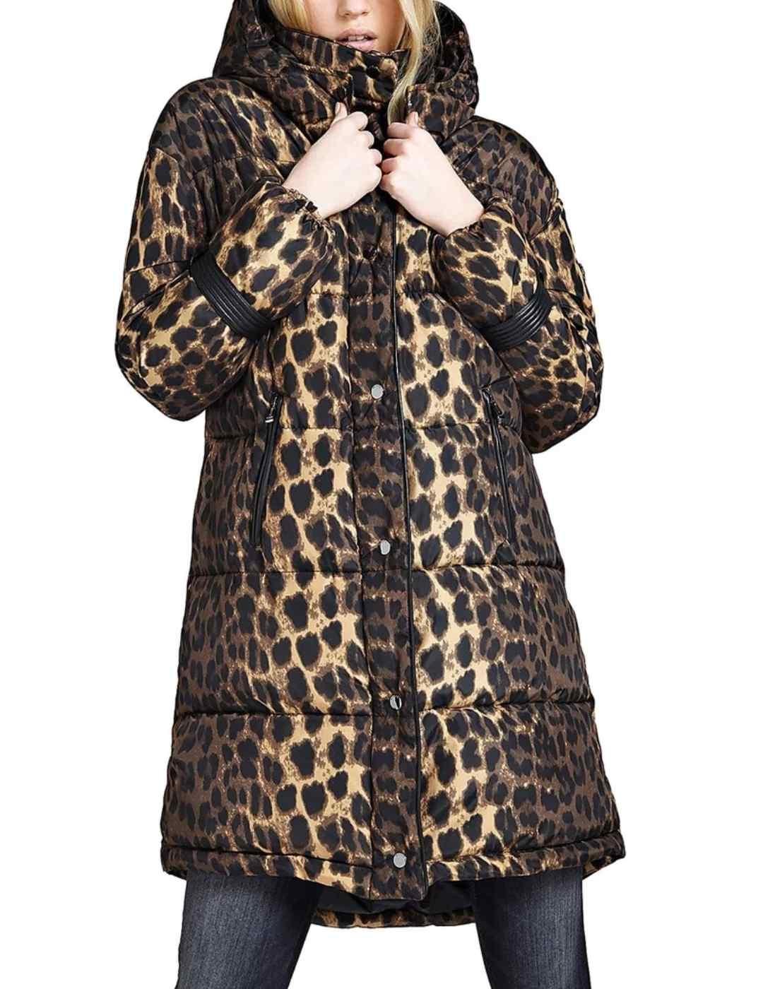 Plumas Guess Thomasia leopardo guateado para mujer