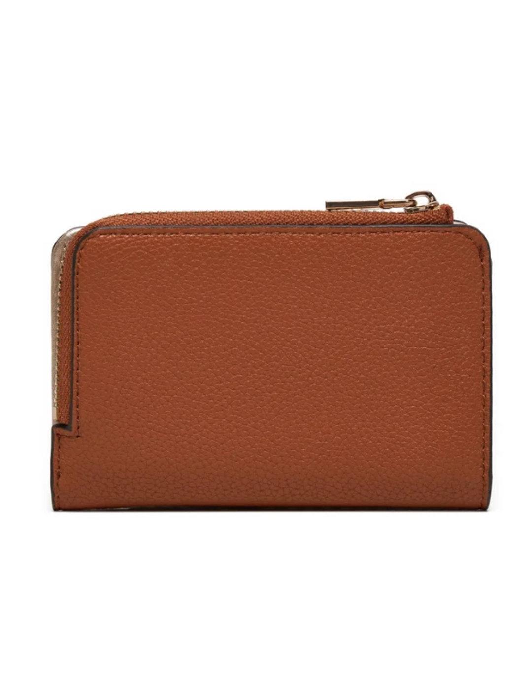 Cartera mediana Guess Laurel camel para mujer