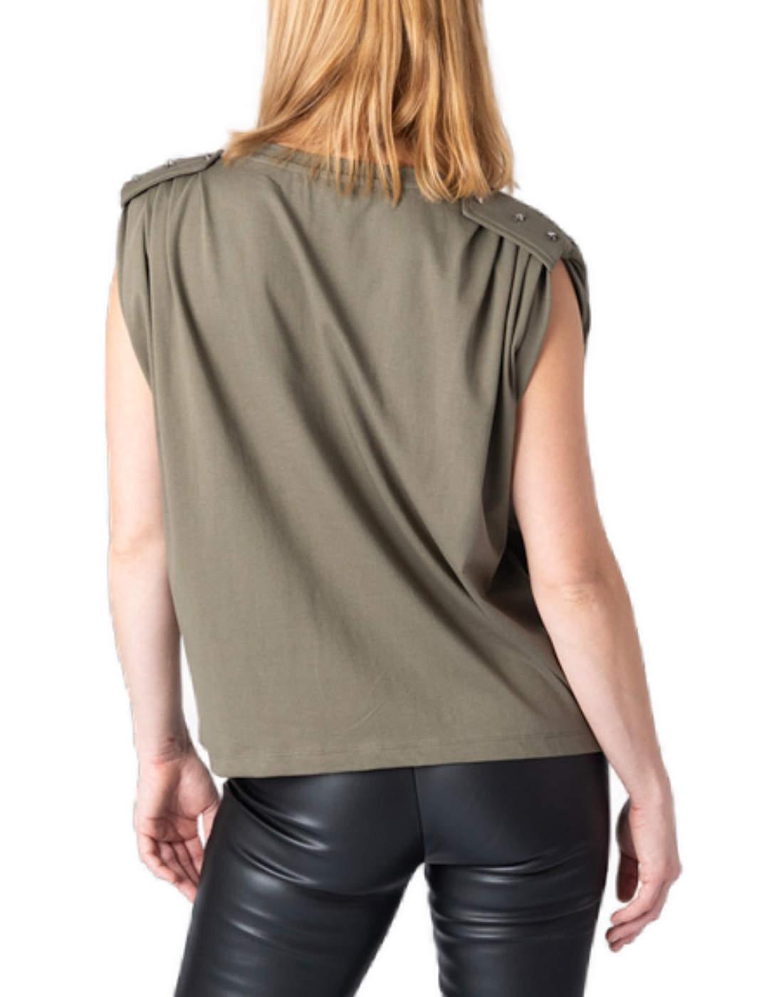 Camiseta Animosa Brujas de la noche verde militar para mujer