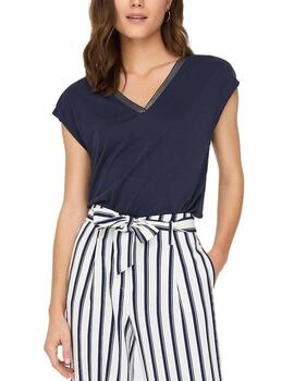 Camiseta Only Free azul marino cuello pico para mujer
