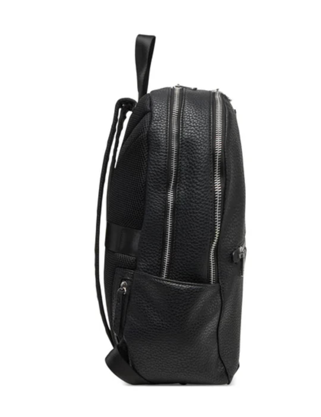 Mochila Guess Torino negra y plateada de polipiel unisex