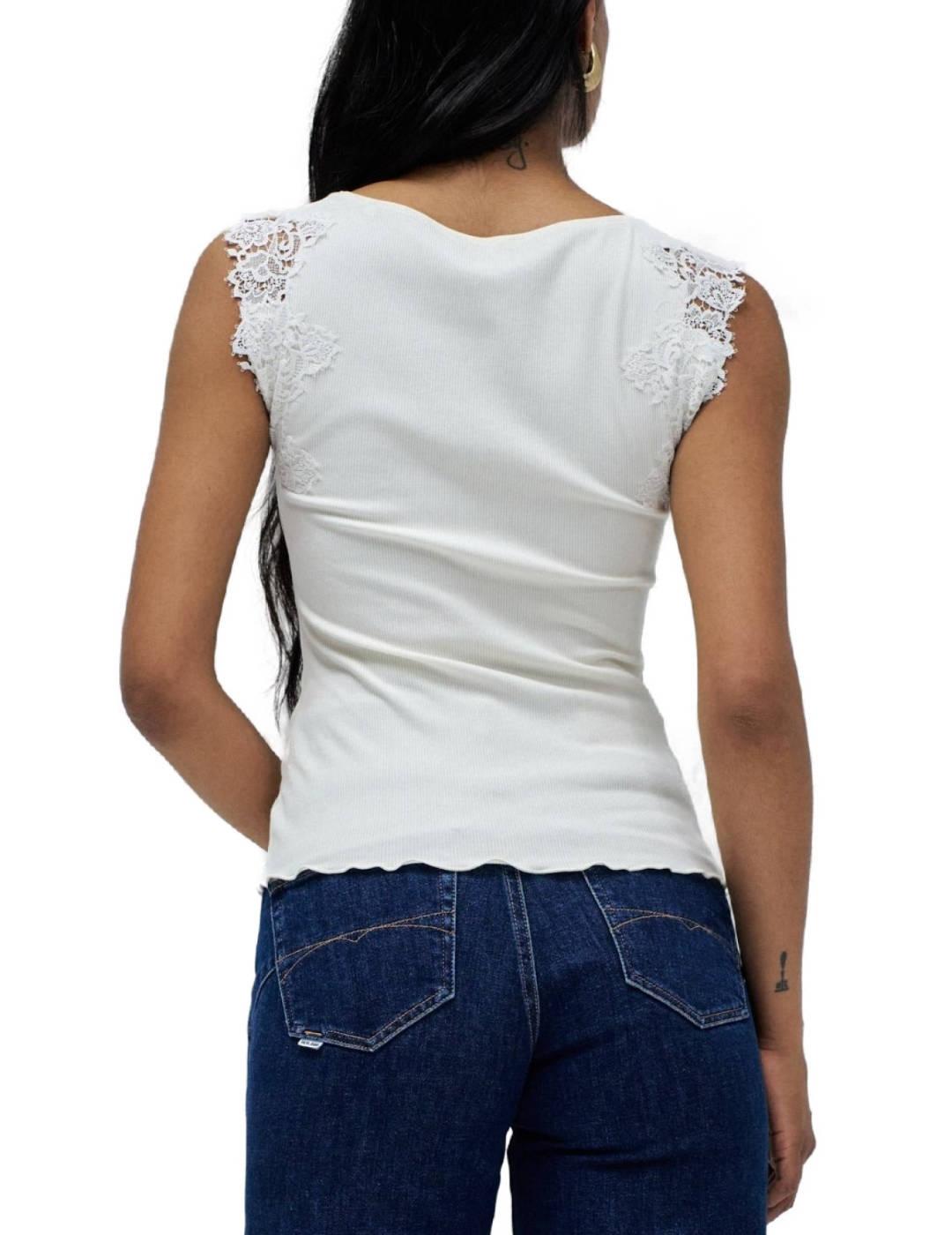 Camiseta Salsa blanca manga sisa detalles encaje para mujer