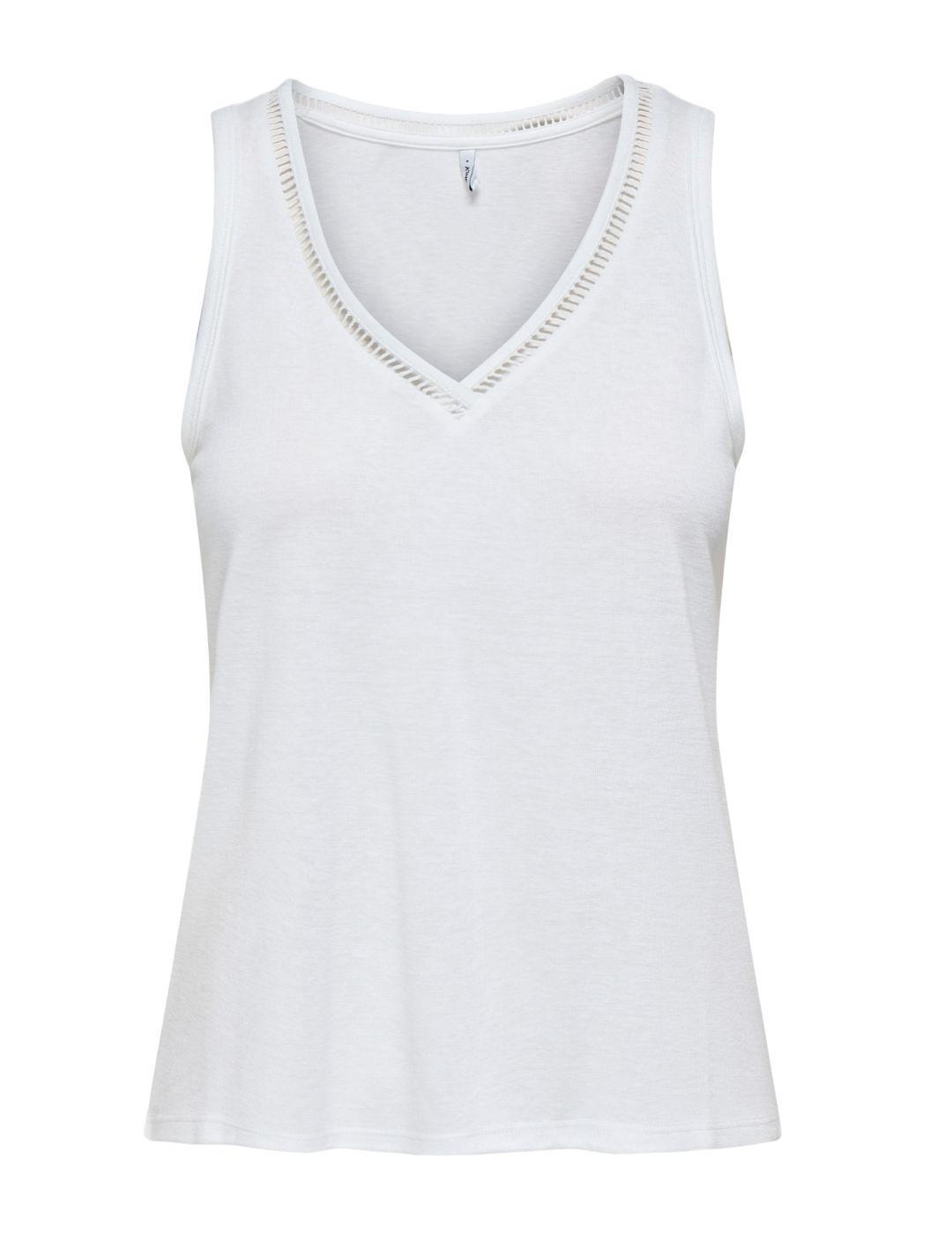 Camiseta Only Penny blanca  cuello pico manga sisa de mujer