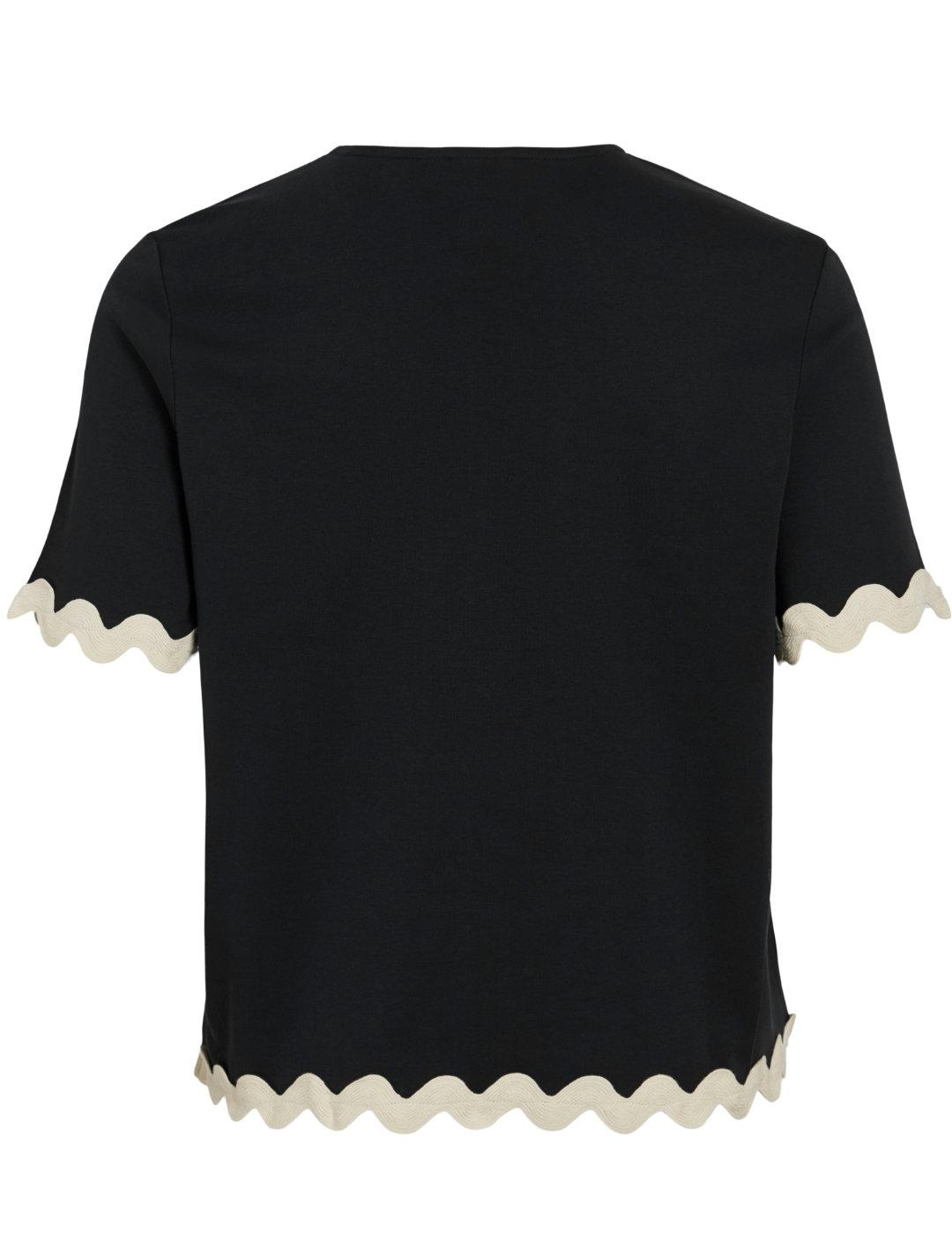 Camiseta Vila Calisa negra bordes detalle ondulado de mujer