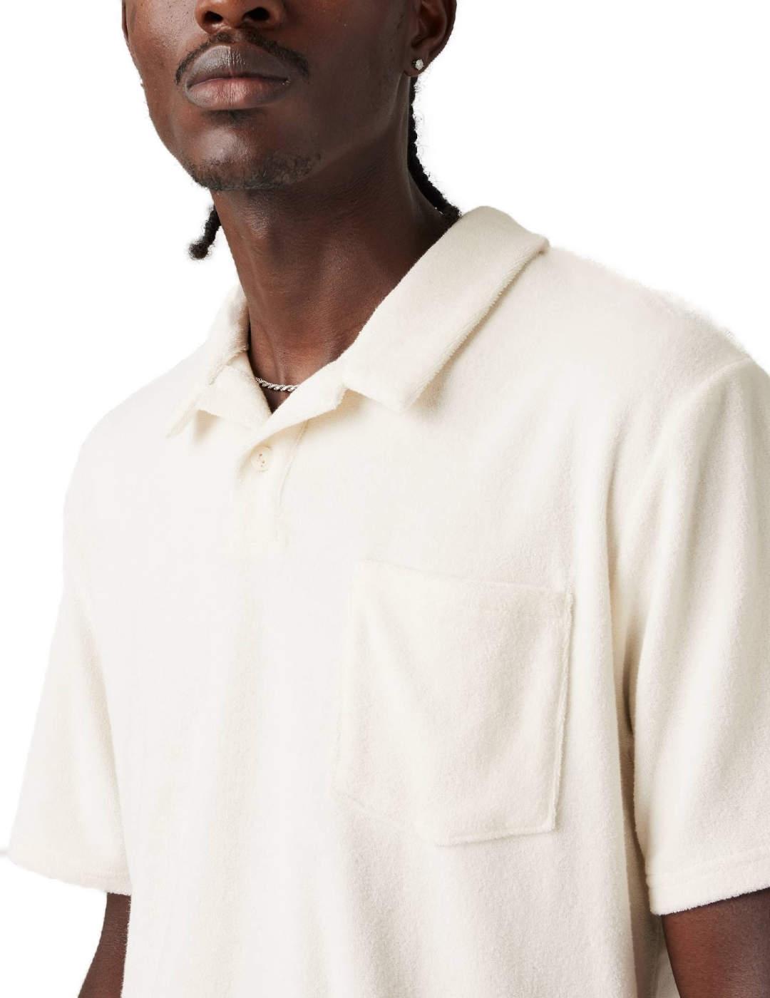Polo Levi's beige felpa con bolsillo para hombre
