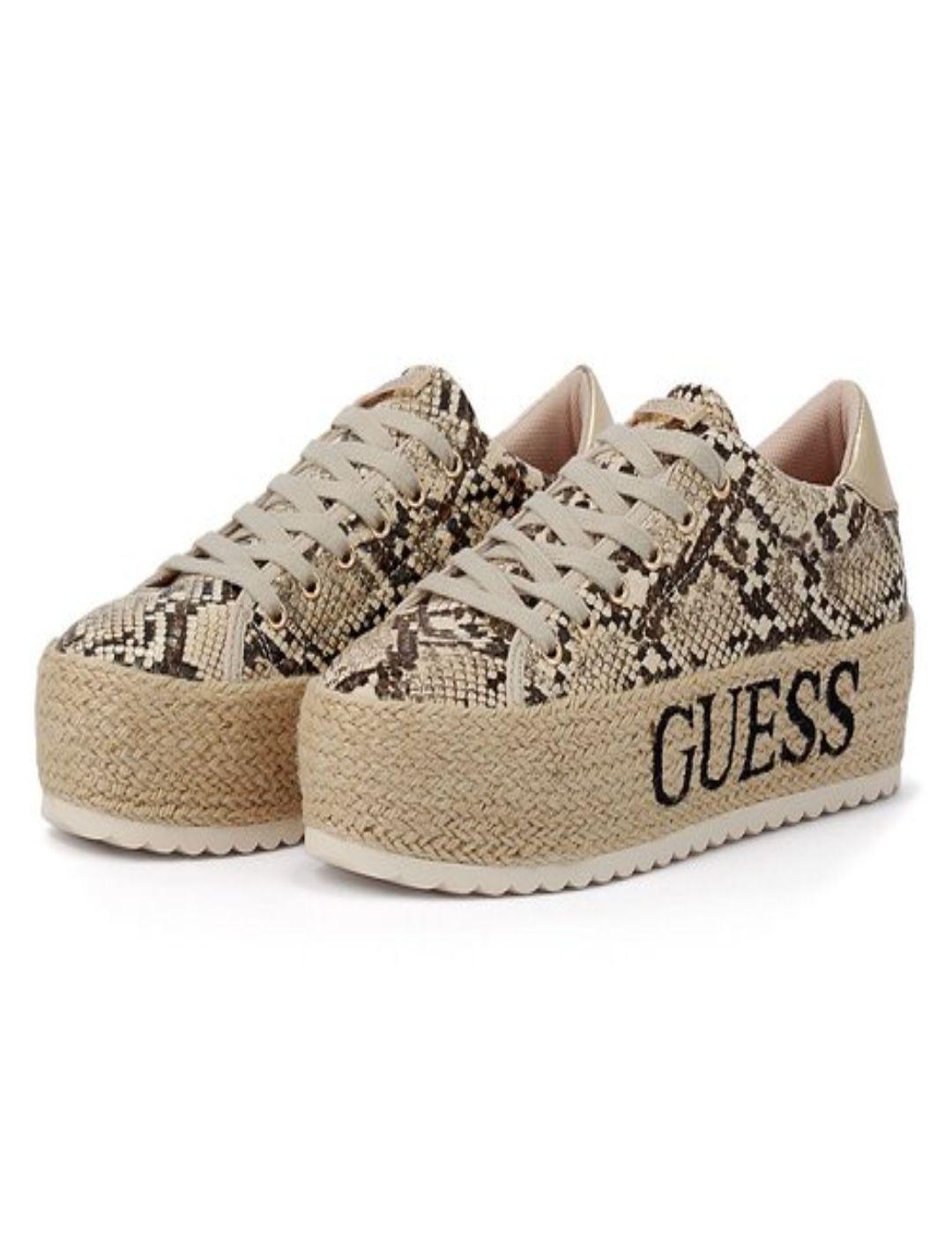 Zapatillas Guess serpiente plataforma de esparto para mujer